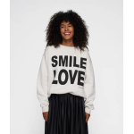 Statement sweater smile love