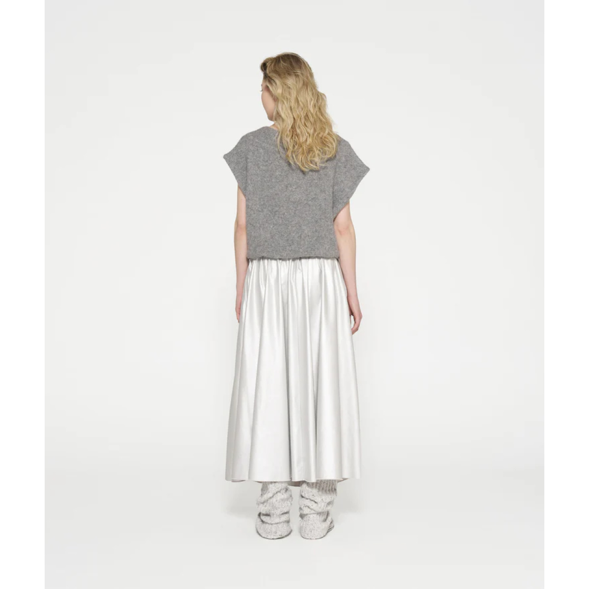 leather-look-skirt-1 leather look pleated skirt  silver – Bild 3
