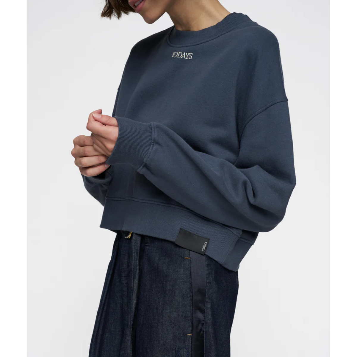 blau pulli 2 Cropped Sweater yale blue – Bild 2