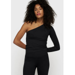 one shoulder top