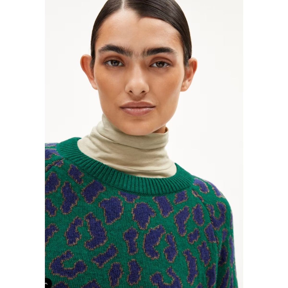 DILIRIAA LEOPAA Pullover aus recyclem Bio-Woll Mix – Bild 4