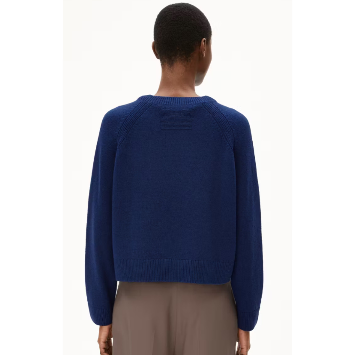 DILIRIAA REGLANA Pullover aus recyclem Woll Mix – Bild 2