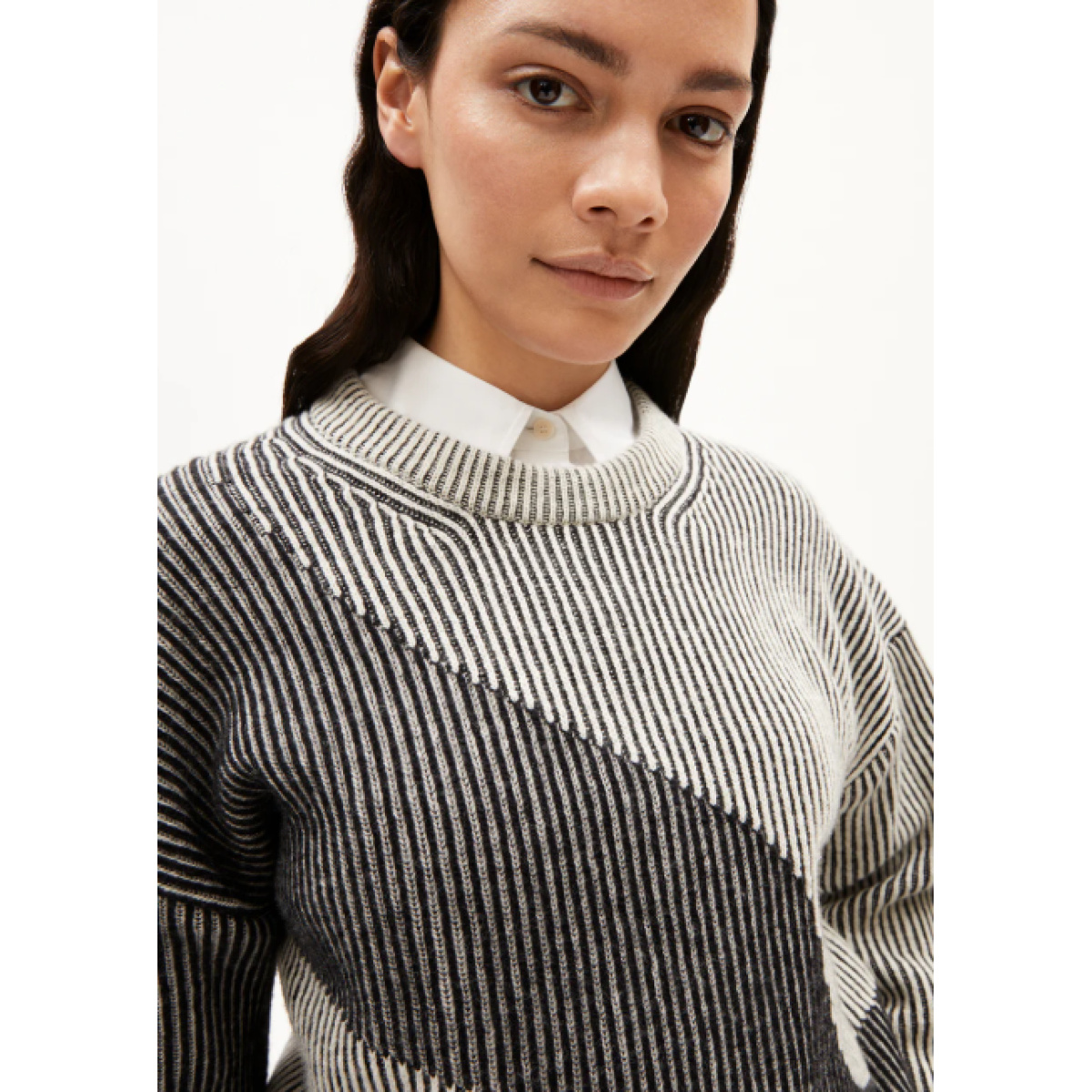 MAYRAA VANISE  Pullover aus Woll Mix – Bild 3