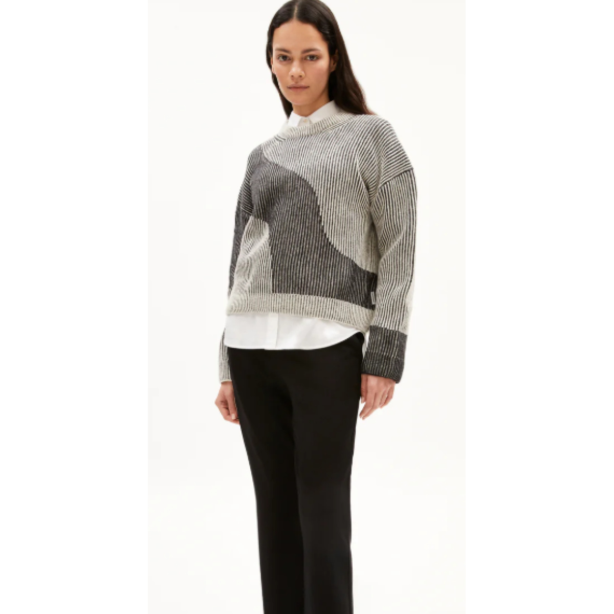 MAYRAA VANISE  Pullover aus Woll Mix – Bild 5